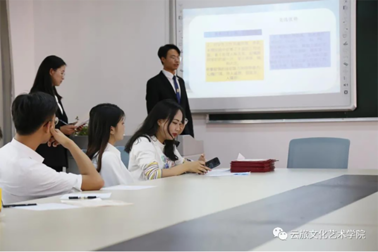 文化艺术学院第四届学生会换届大会圆满成功(2)(1)334.png 文化艺术学院第四届学生会换届大会圆满成功(2)(1)334.png