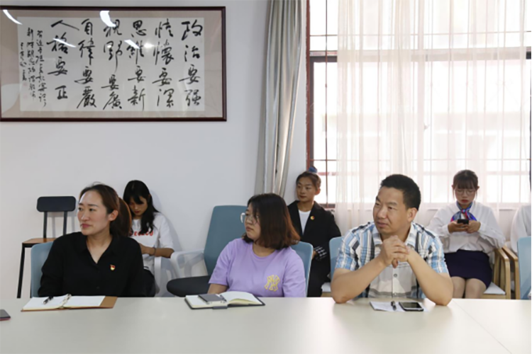 文化艺术学院第四届学生会换届大会圆满成功(2)(1)242.png 文化艺术学院第四届学生会换届大会圆满成功(2)(1)242.png