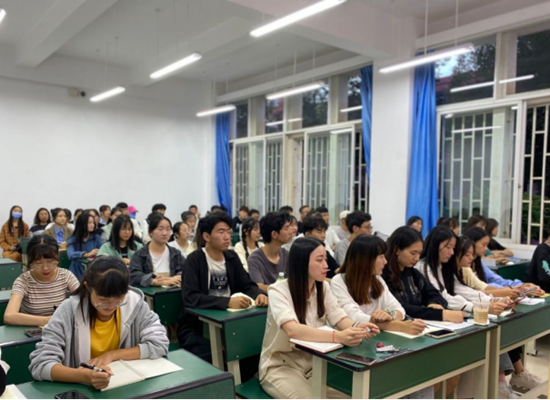 初心不改，逐梦不止——文化艺术学院学生会成功召开2021—2022学年第一次全体大会436.png