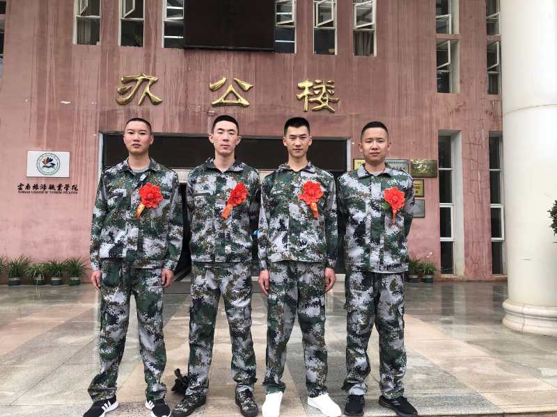 4.pic.jpg